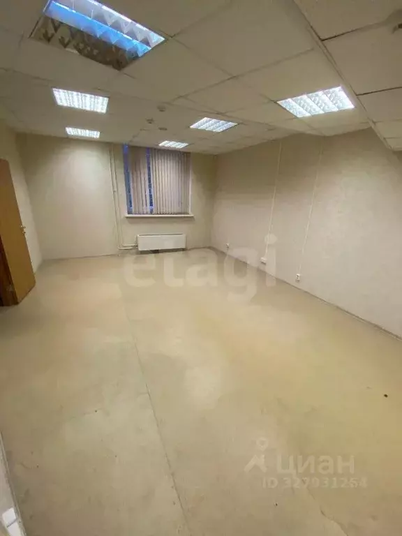 Помещение свободного назначения в Тюменская область, Тюмень Заречный ... - Фото 1