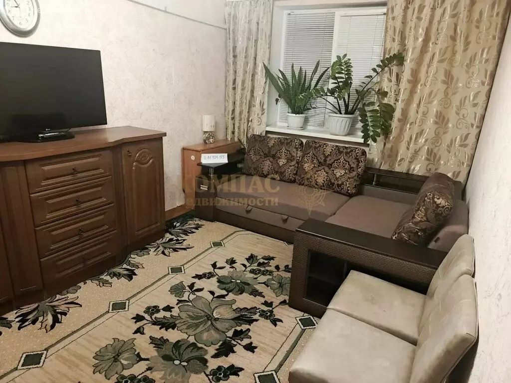 3-комнатная квартира: Форос, улица Космонавтов, 7 (53.6 м) - Фото 2