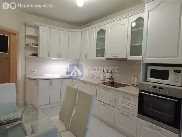 2-комнатная квартира: Тюмень, улица Пермякова, 78 (66.3 м) - Фото 1