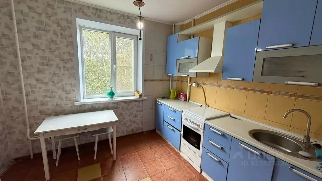 3-к кв. Белгородская область, Белгород Привольная ул., 32 (70.8 м) - Фото 1