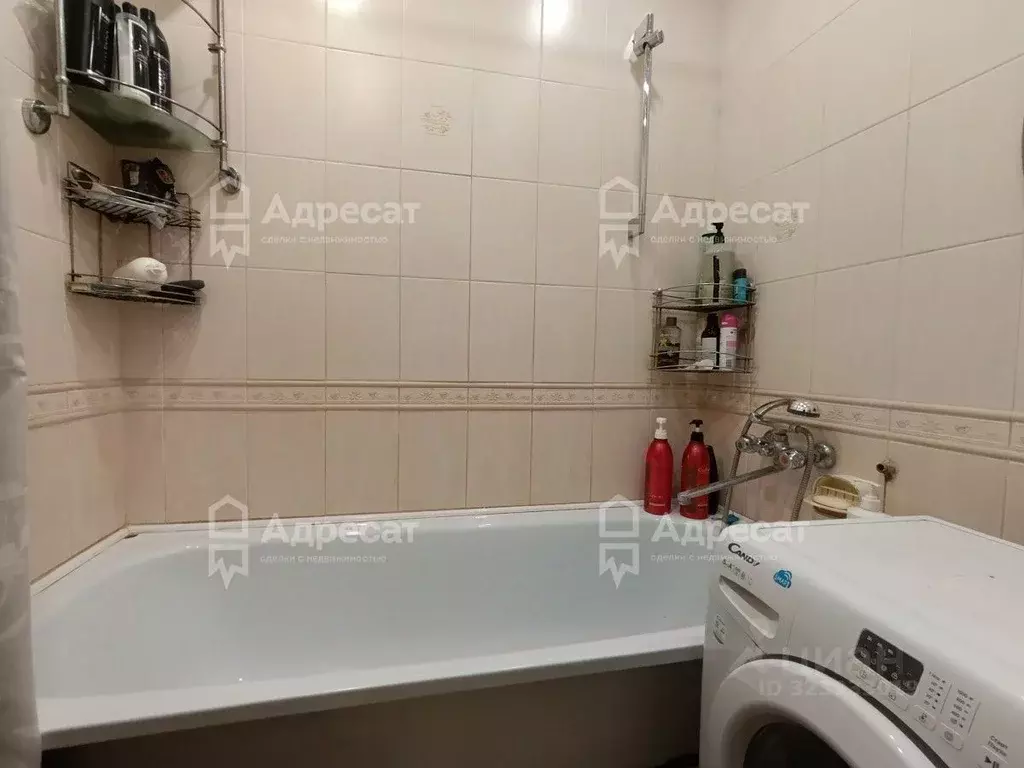 4-к кв. Волгоградская область, Волгоград ул. Николая Отрады, 26 (80.5 ... - Фото 1