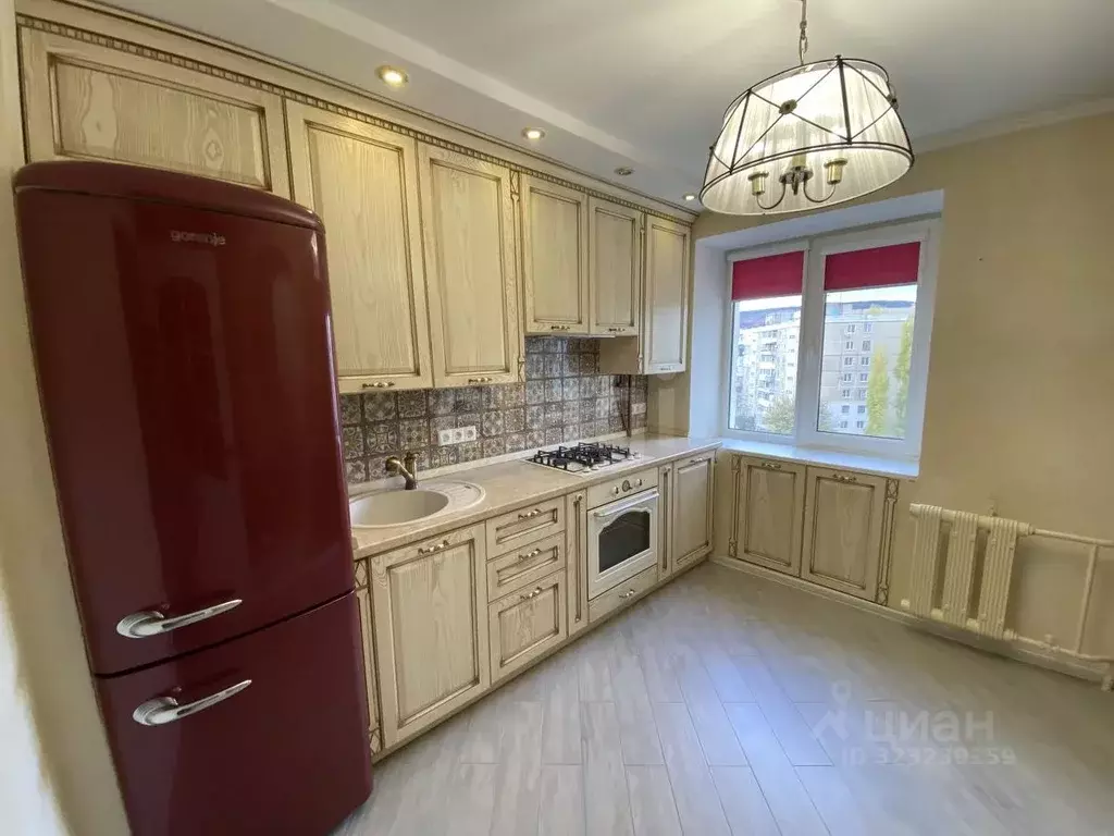 4-к кв. Саратовская область, Саратов Луговая ул., 10А/20 (76.3 м) - Фото 1