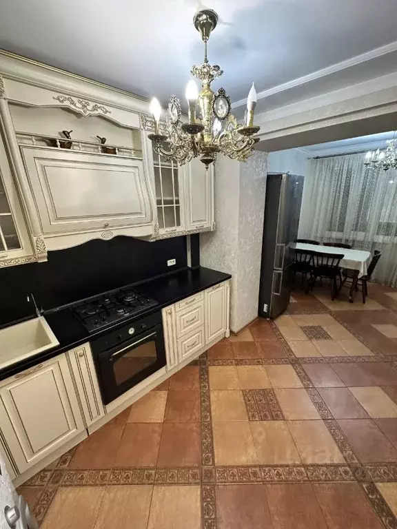4-к кв. Дагестан, Махачкала ул. Магидова, 140 (130.0 м) - Фото 0