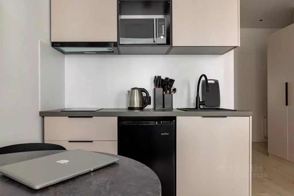 1-к кв. Санкт-Петербург 4-я Васильевского острова линия, 51 (22.0 м) - Фото 1