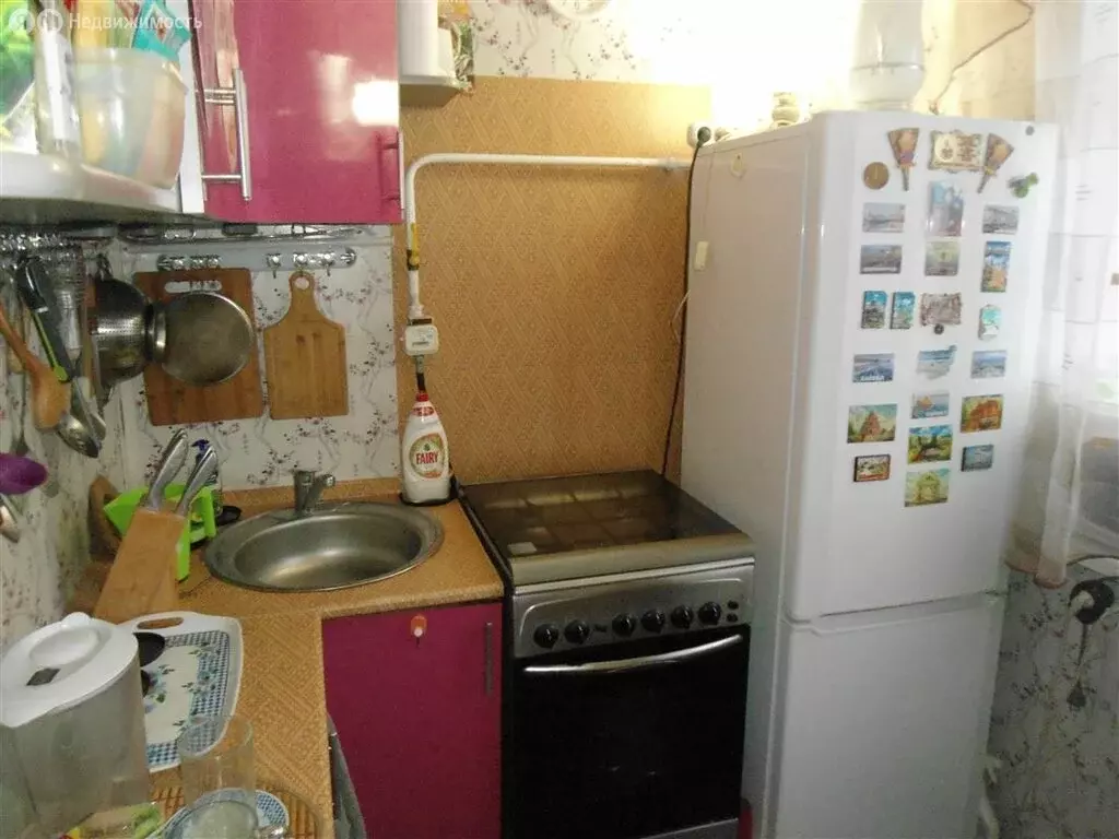 3-комнатная квартира: Омск, 33-я Северная улица, 30А (50 м) - Фото 1