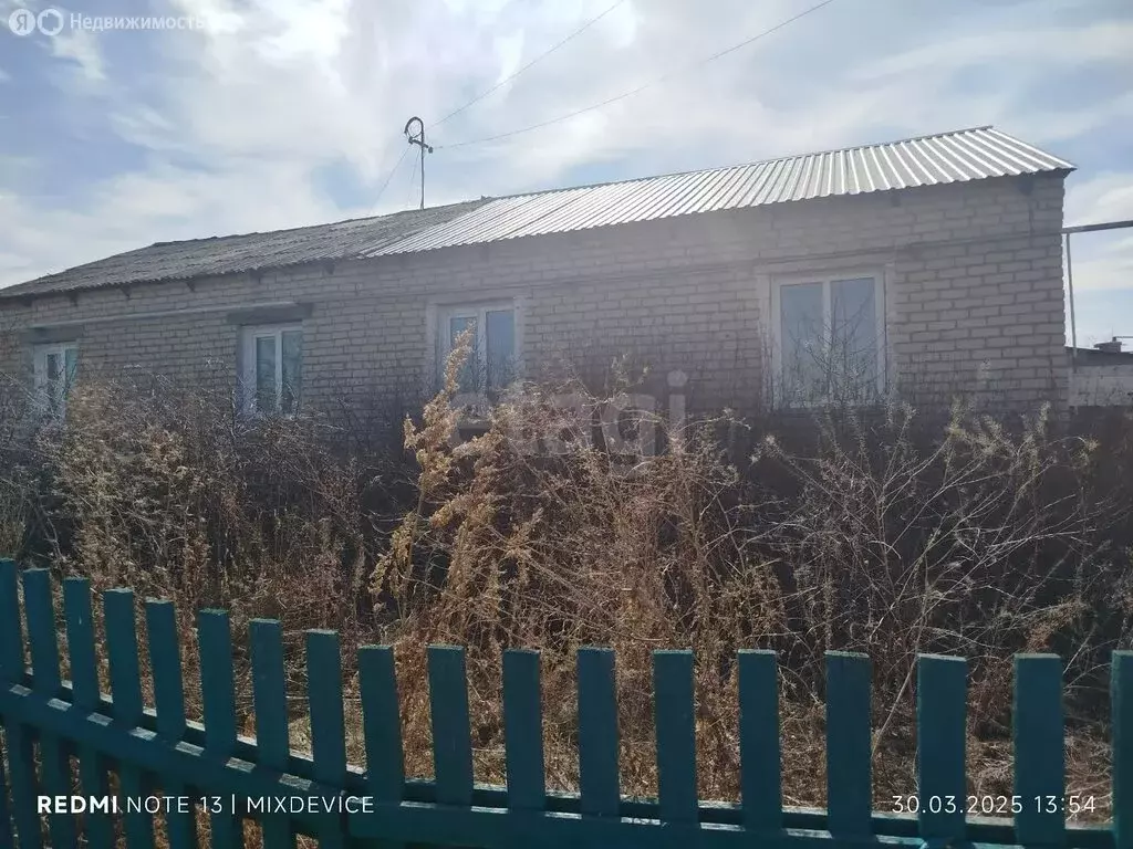 3-комнатная квартира: посёлок Родники, Зелёная улица, 6 (59.7 м) - Фото 1