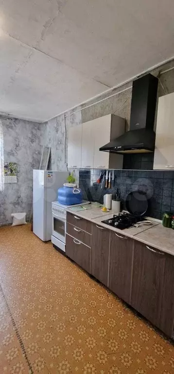 3-к. квартира, 70 м, 1/1 эт. - Фото 1