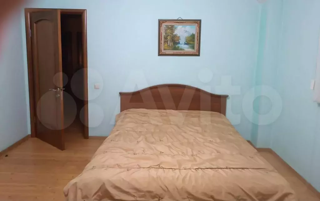 Комната 16 м в 3-к., 2/2 эт. - Фото 0