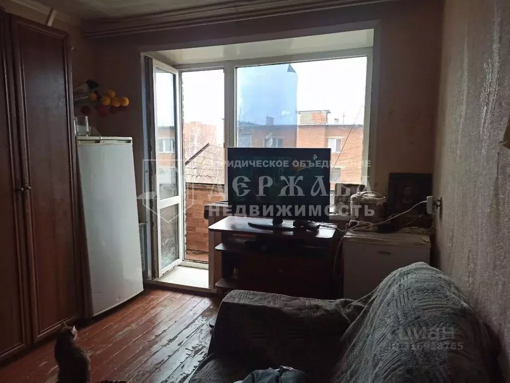 1-к кв. Кемеровская область, Юрга ул. Кирова, 27В (29.3 м) - Фото 0