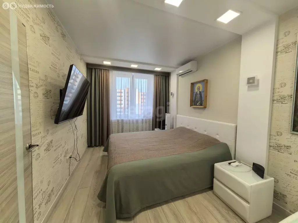 2-комнатная квартира: Тюмень, улица Тимофея Чаркова, 81 (54.7 м) - Фото 2