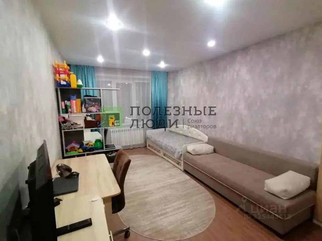 3-к кв. Курганская область, Курган Заозерный жилрайон, 2-й мкр, 20 ... - Фото 2