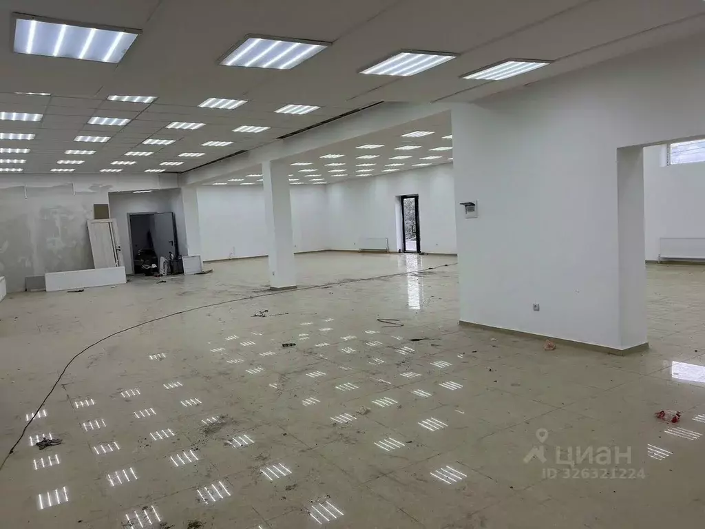 Помещение свободного назначения в Краснодарский край, Усть-Лабинский ... - Фото 2