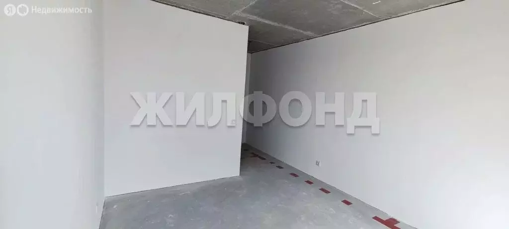 4-комнатная квартира: Новосибирск, Красный проспект, 167/3 (90.1 м) - Фото 1