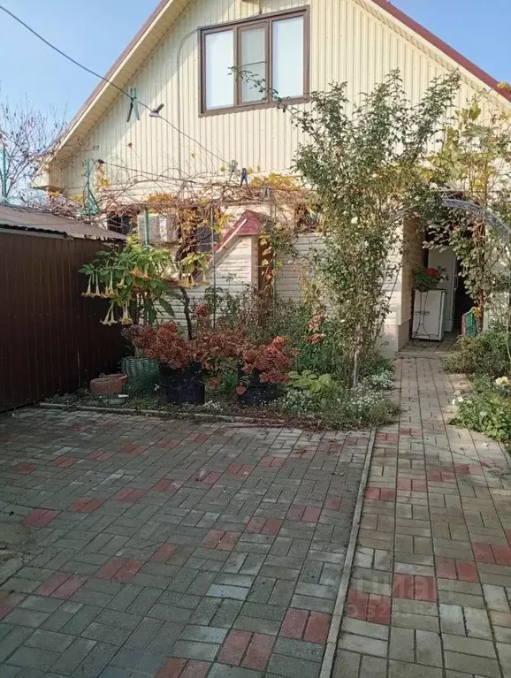 Дом в Краснодарский край, Горячий Ключ Октябрьская ул., 46 (110 м) - Фото 1