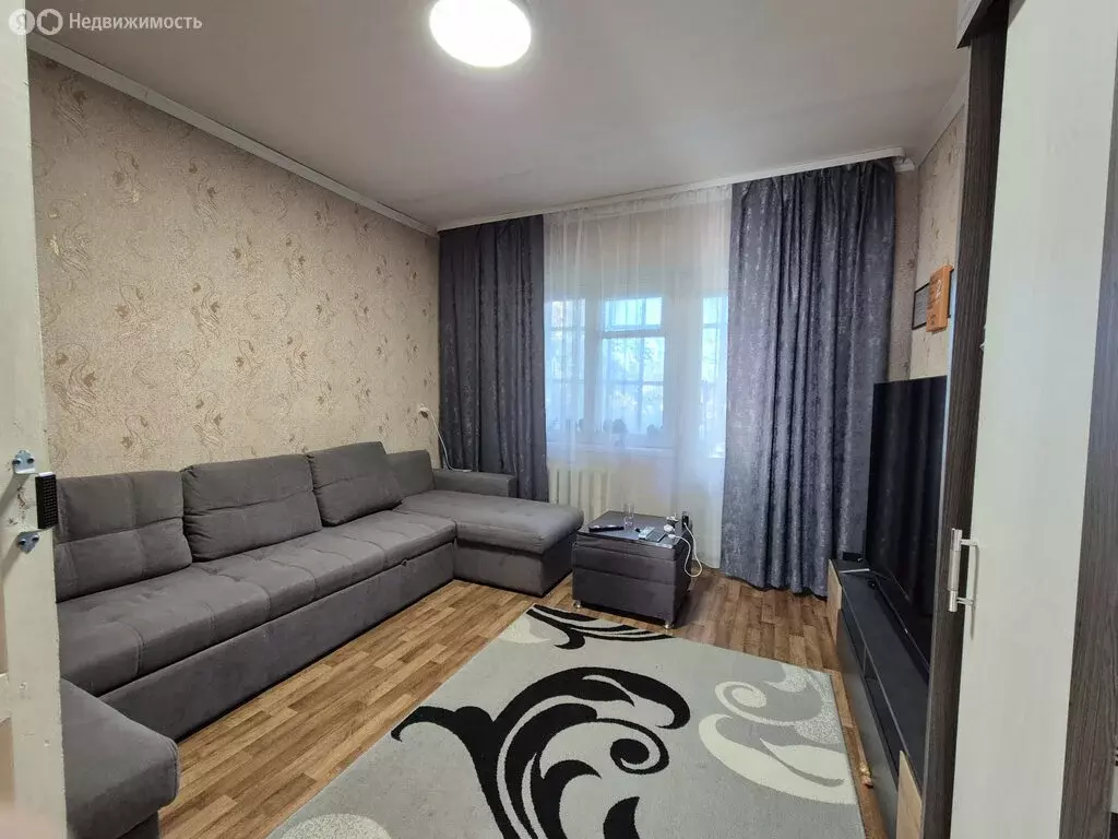 3-комнатная квартира: Астрахань, улица Набережная Тимирязева, 66 (51 ... - Фото 1