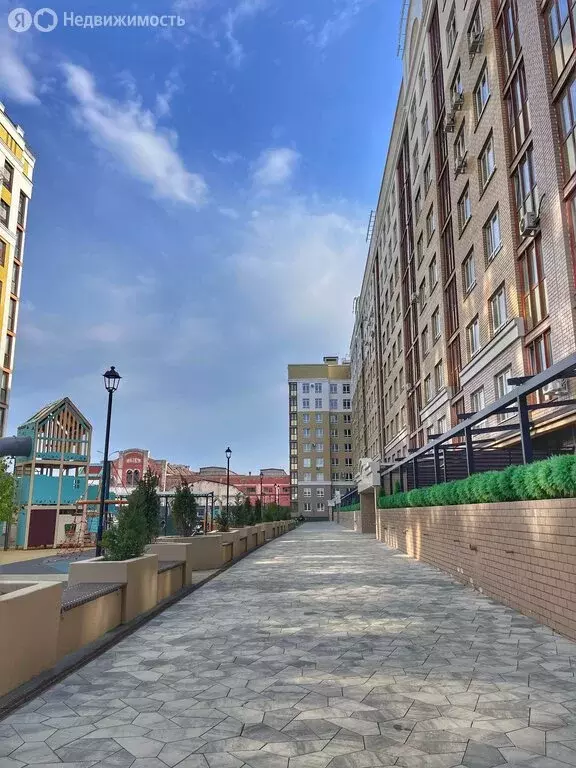 2-комнатная квартира: Брянск, улица Ульянова, 24 (67.78 м) - Фото 1