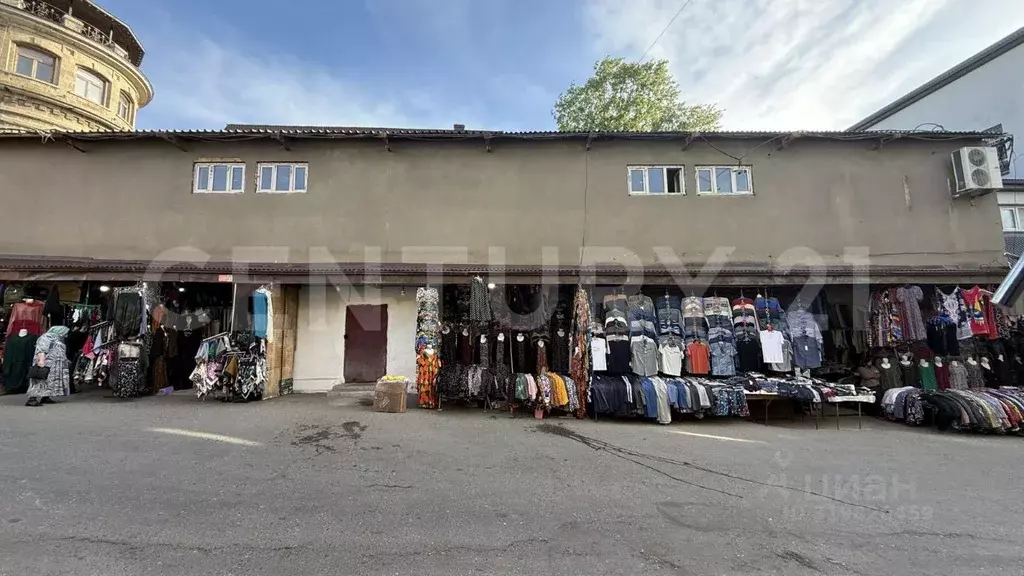 Торговая площадь в Дагестан, Махачкала ул. Эмирова, 25А (425 м) - Фото 0