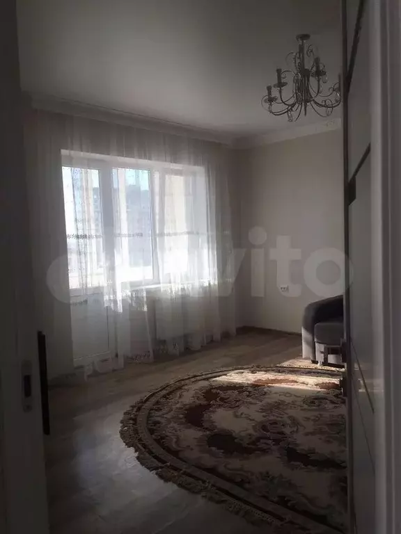 1-к. квартира, 50 м, 8/15 эт. - Фото 1