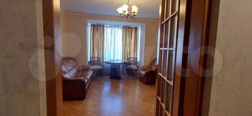 3-к. квартира, 81 м, 4/8 эт. - Фото 0