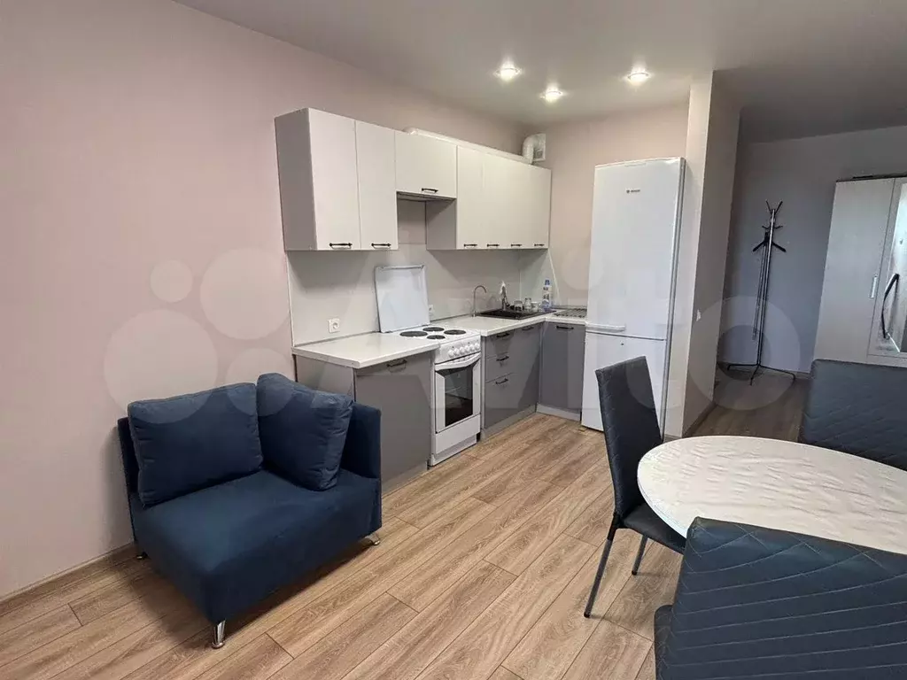 1-к. квартира, 44 м, 7/10 эт. - Фото 0