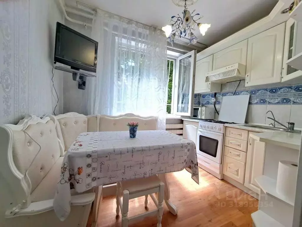 1-к кв. Калининградская область, Калининград ул. Фрунзе, 70 (38.0 м) - Фото 0