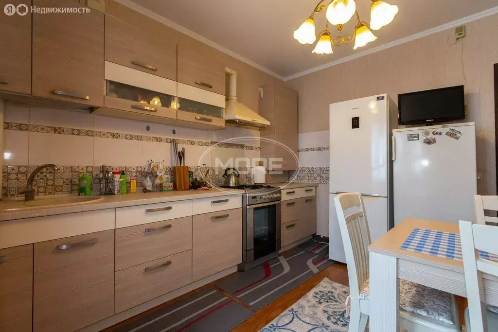 2-комнатная квартира: Калининград, улица Виктора Денисова, 16к2 (67.7 ... - Фото 1