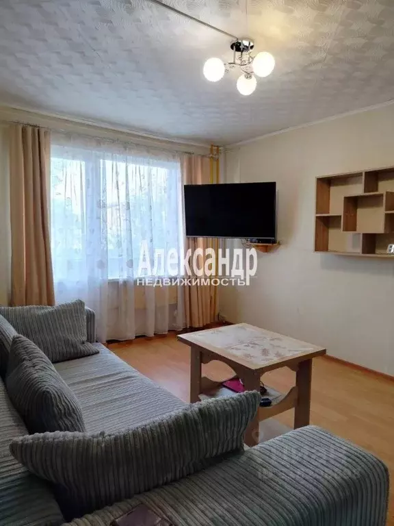 2-к кв. Карелия, Лахденпохья Загородная ул., 7Б (53.8 м) - Фото 0
