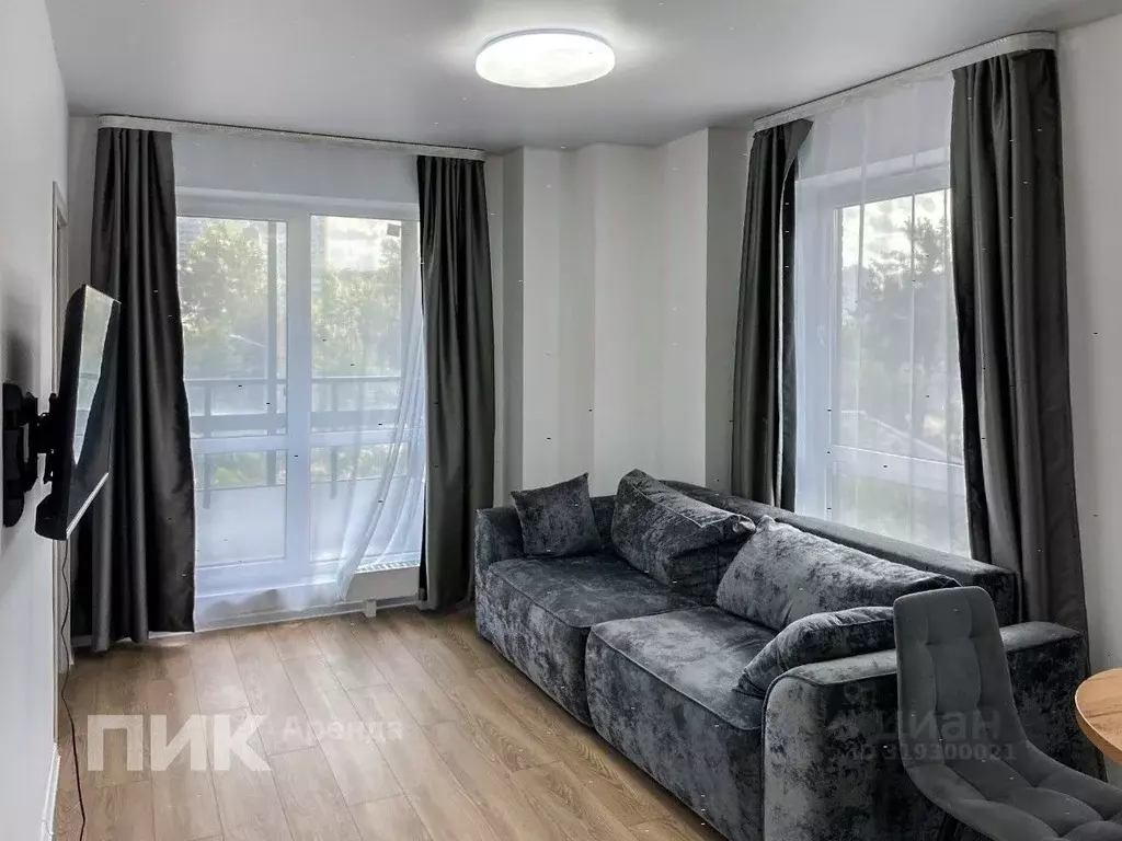 1-к кв. Свердловская область, Екатеринбург ул. Гаршина, 3 (38.6 м) - Фото 0