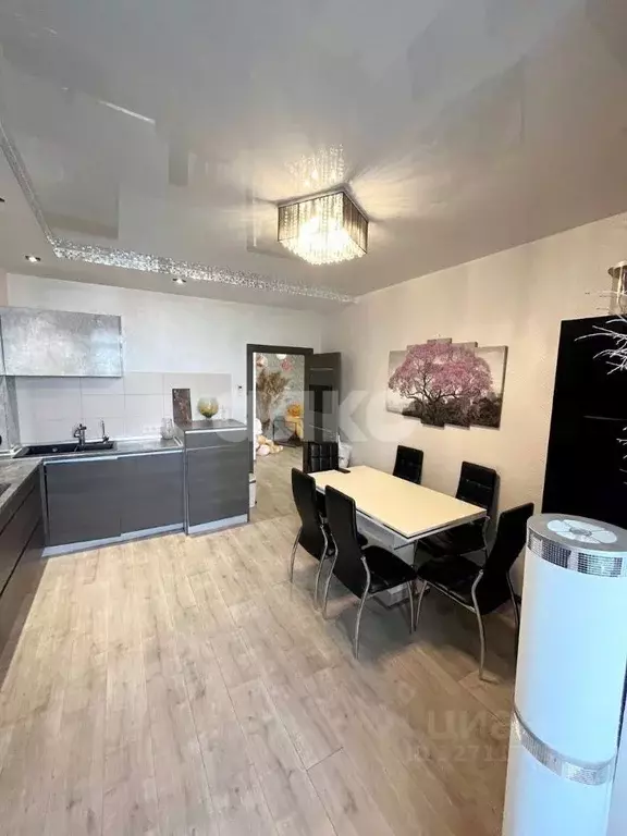 3-к кв. Крым, Симферополь просп. Победы, 211Е (90.0 м) - Фото 1