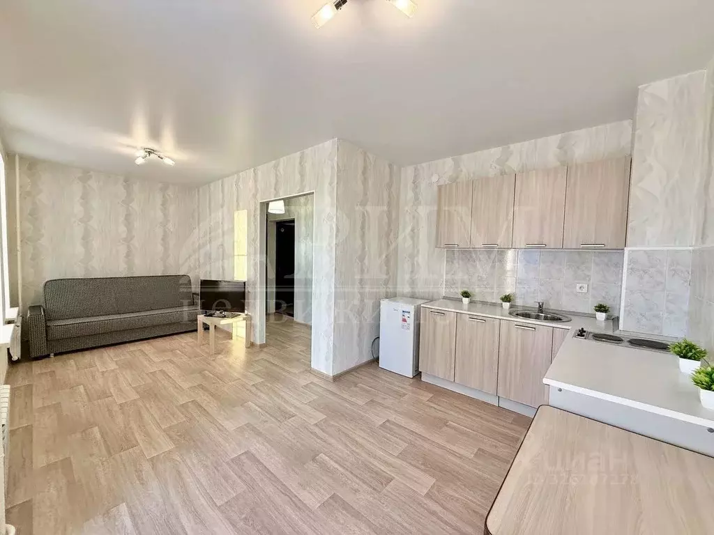 Студия Пензенская область, Пенза Ладожская ул., 112Б (28.0 м) - Фото 1