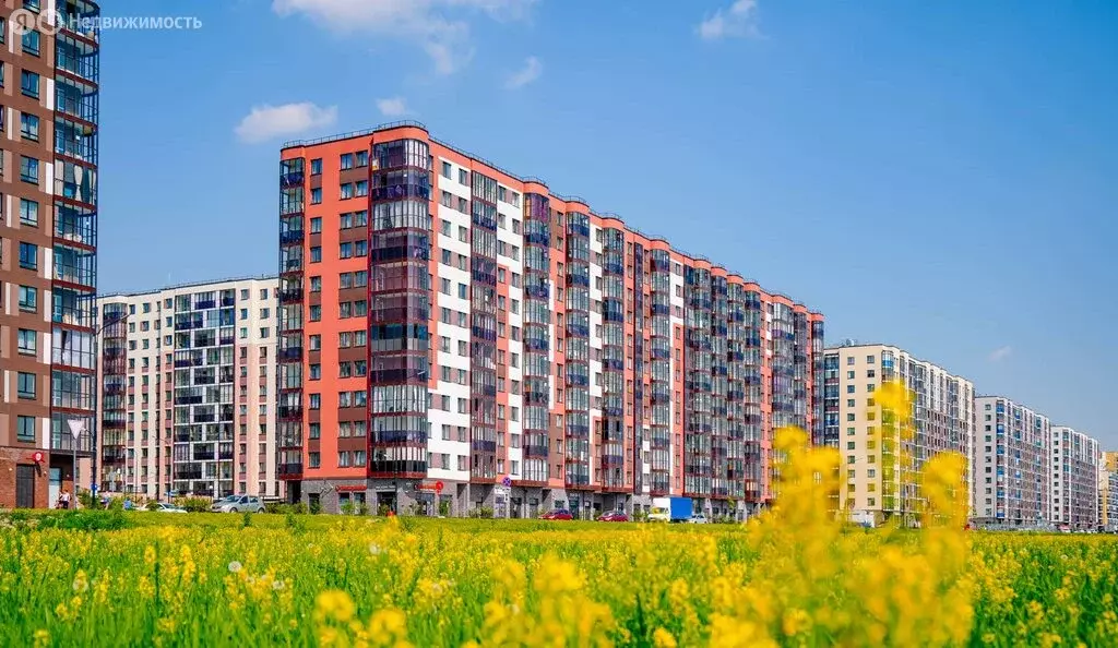 3-комнатная квартира: Бугровское городское поселение, жилой комплекс ... - Фото 1