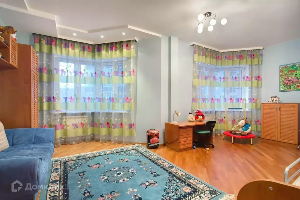 Продаётся 5-к квартира, 200 м - Фото 1