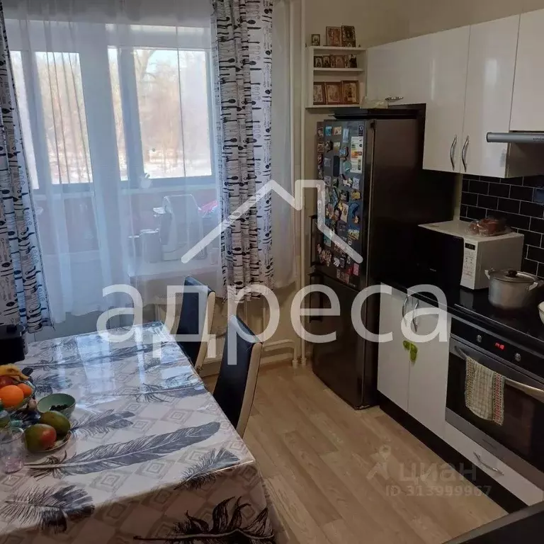 2-к кв. Самарская область, Самара Осетинская ул., 7А (56.6 м) - Фото 1