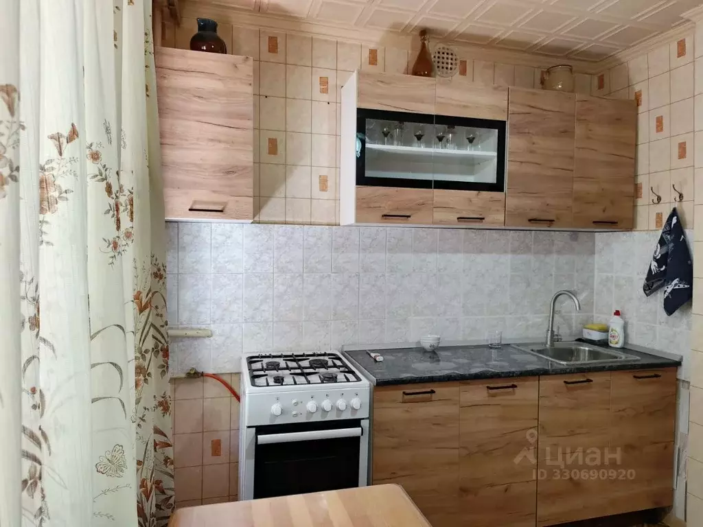 2-к кв. Краснодарский край, Сочи Центральный мкр, ул. Воровского (55.0 ... - Фото 1