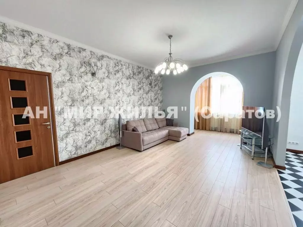 3-к кв. Саратовская область, Саратов ул. 3-я Дегтярная, 22а (120.0 м) - Фото 1