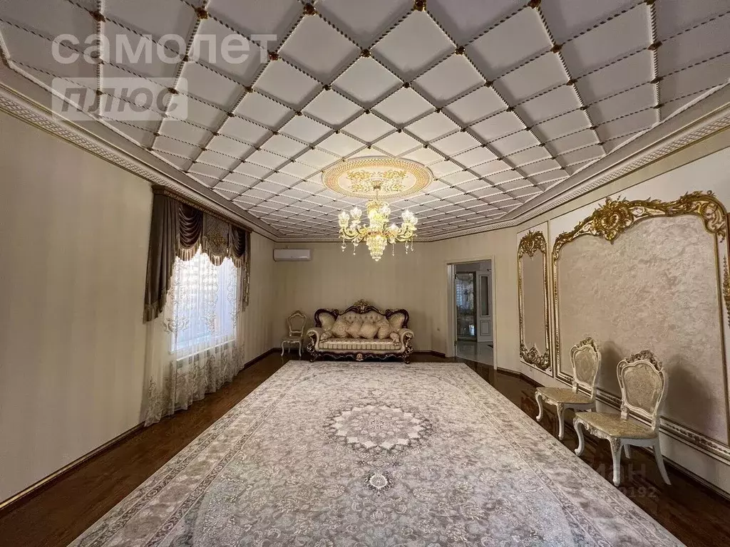 Дом в Чеченская республика, Гудермес пер. Хатаева (500 м) - Фото 0