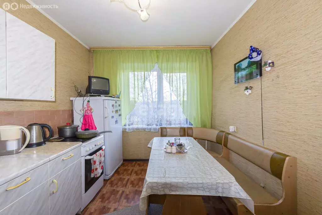 5-комнатная квартира: Тюмень, улица Пермякова, 41 (86 м) - Фото 1