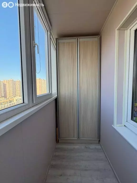 1-комнатная квартира: Краснодар, улица Героя Владислава Посадского, 24 ... - Фото 0