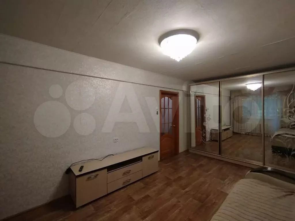2-к. квартира, 42 м, 1/5 эт. - Фото 1