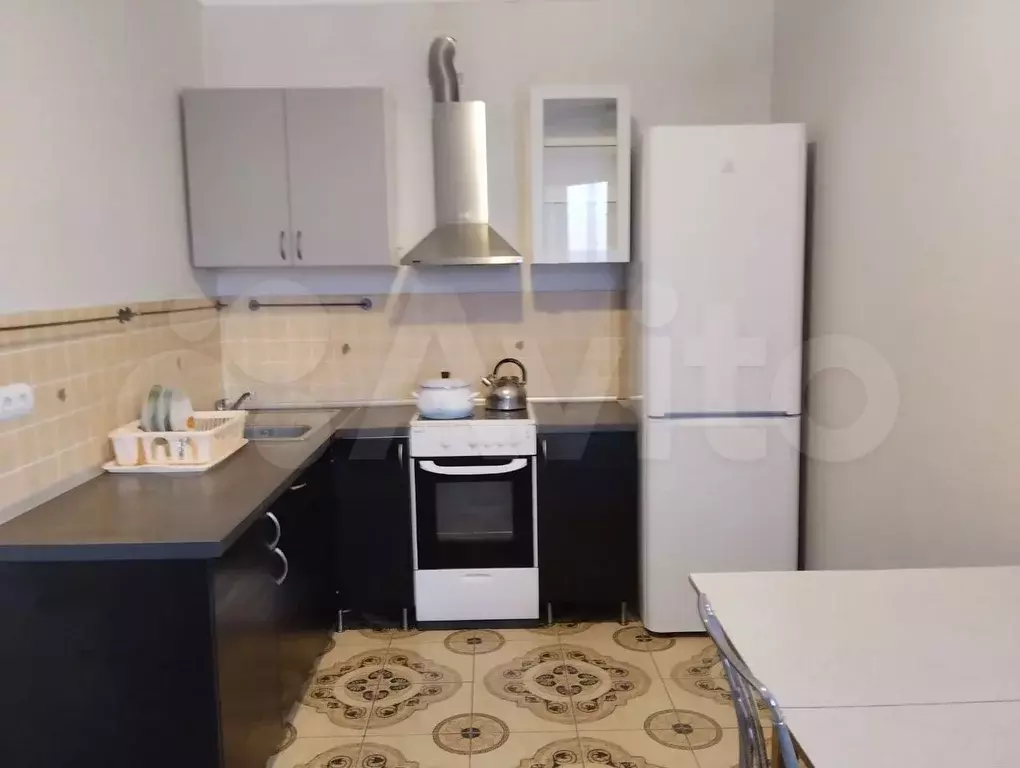 1-к. квартира, 44 м, 8/9 эт. - Фото 0
