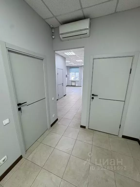 Офис в Красноярский край, Красноярск Брянская ул., 140с1 (118 м) - Фото 2