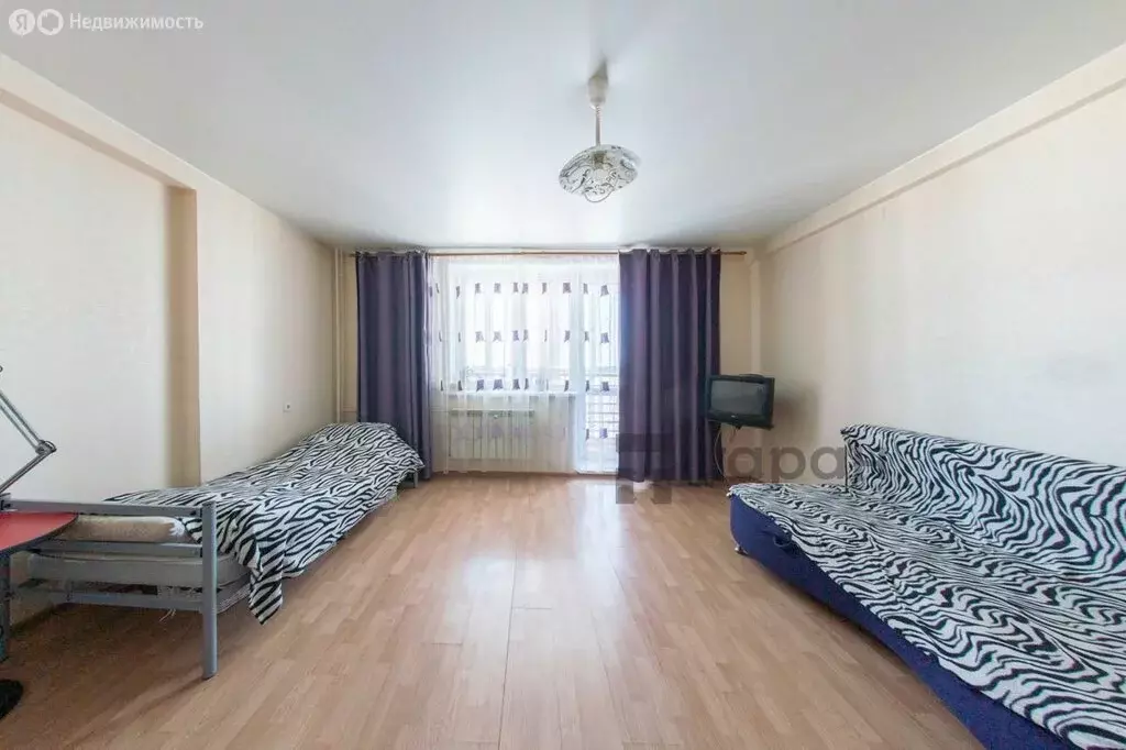 Квартира-студия: Челябинск, улица Бейвеля, 35 (29.1 м) - Фото 2