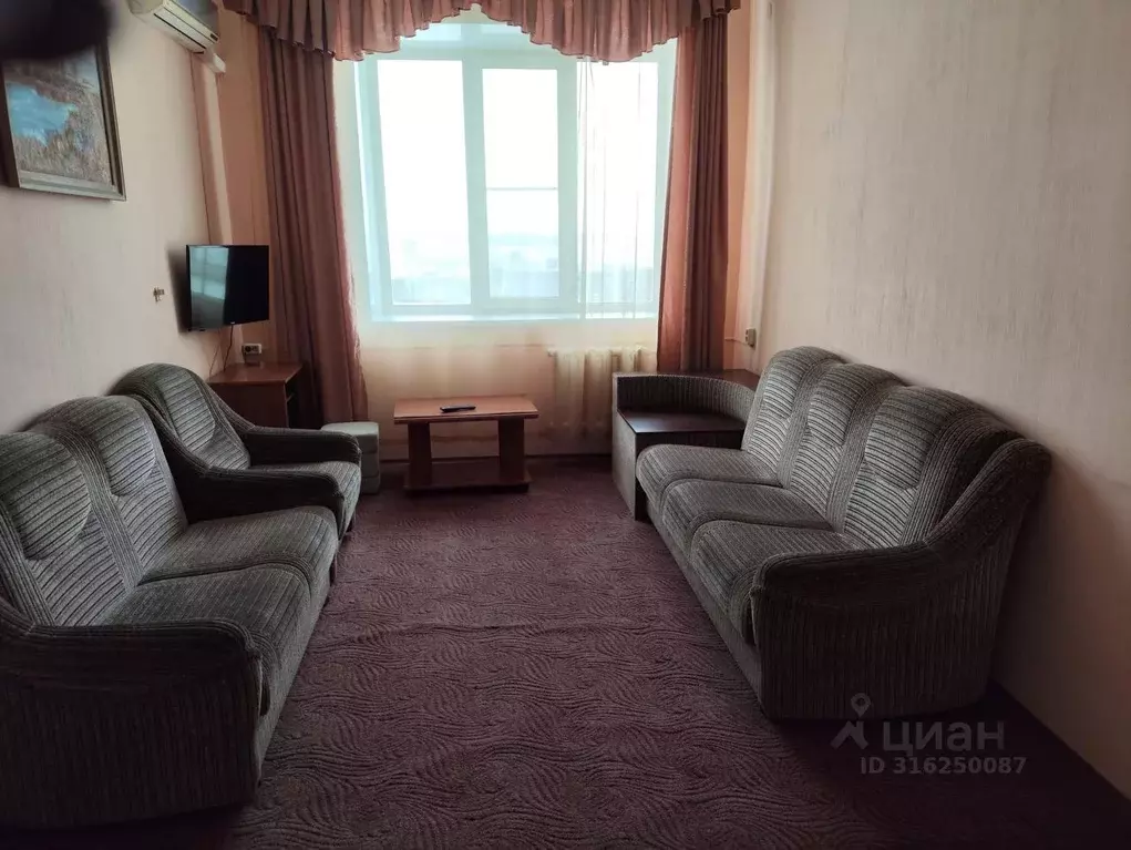 Комната Курганская область, Курган Омская ул., 179Бк1 (42.0 м) - Фото 0