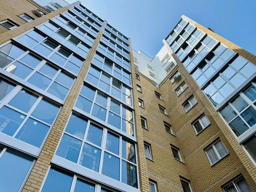 2-к. квартира, 71 м, 4/10 эт. - Фото 1