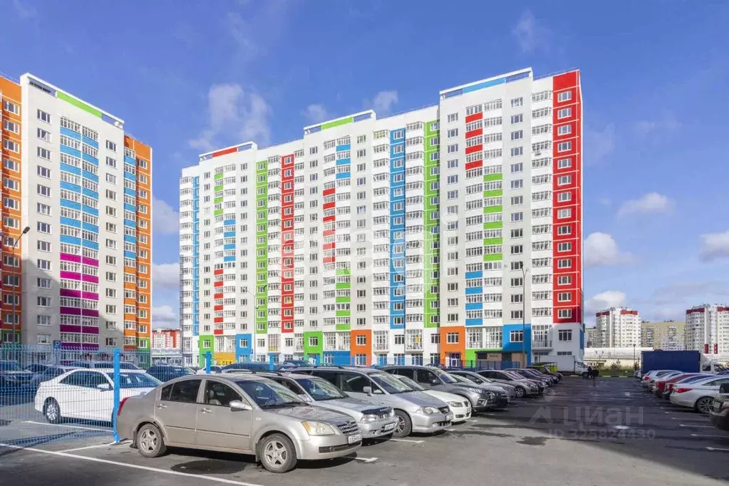 1-к кв. Тюменская область, Тюмень ул. Федюнинского, 54 (47.0 м) - Фото 1