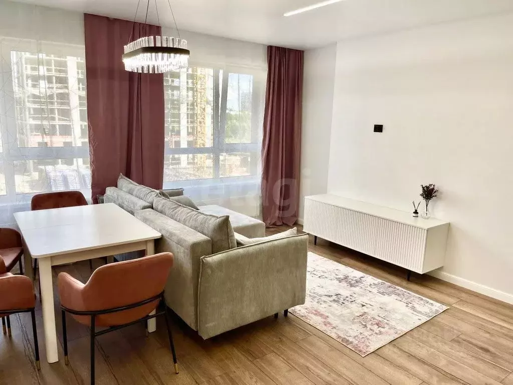 2-к кв. Татарстан, Казань ул. Братьев Батталовых, 20А (60.6 м) - Фото 1