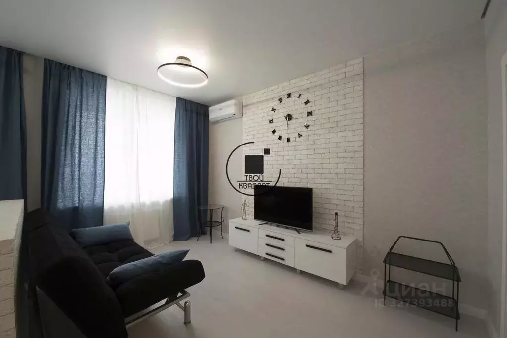 1-к кв. Свердловская область, Екатеринбург ул. Куйбышева, 21 (40.0 м) - Фото 2