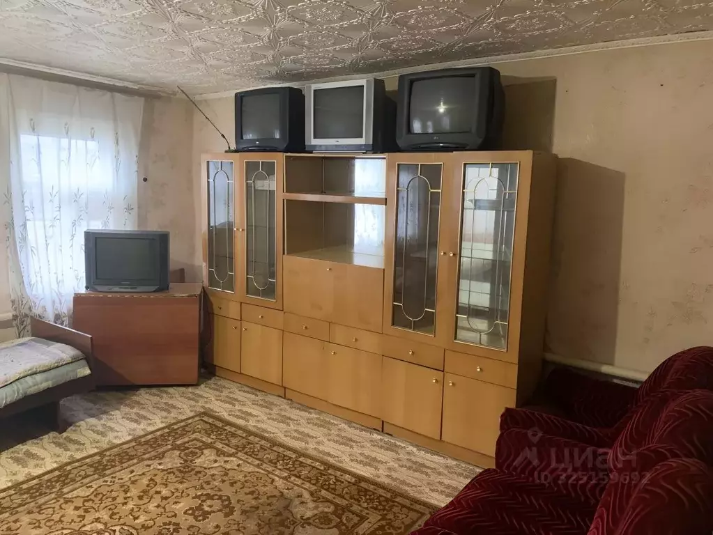 Дом в Саратовская область, Ершов ул. Фрунзе, 12 (73 м) - Фото 1