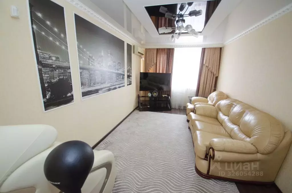 3-к кв. Оренбургская область, Оренбург ул. Тимирязева, 2 (57.3 м) - Фото 1