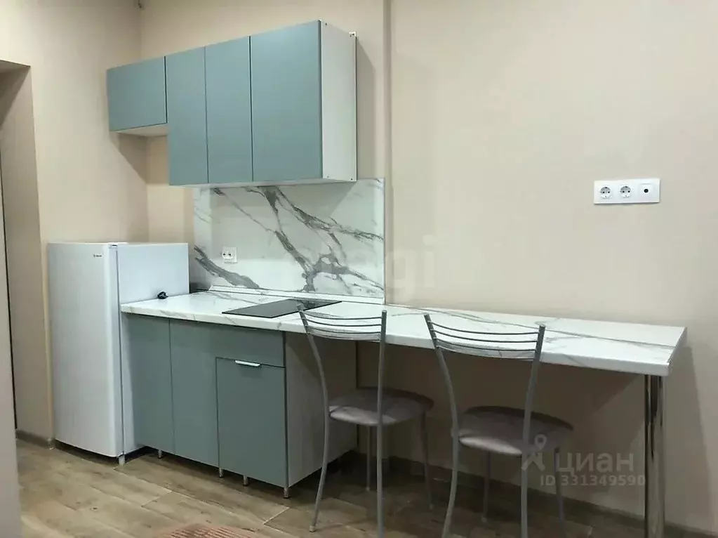 Студия Тюменская область, Тюмень проезд Геологоразведчиков, 6 (18.0 м) - Фото 1